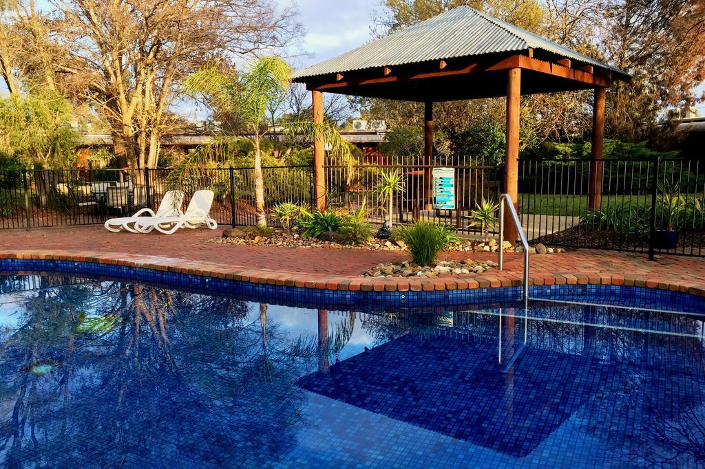 מואמה River Country Inn (Adults Only) מראה חיצוני תמונה