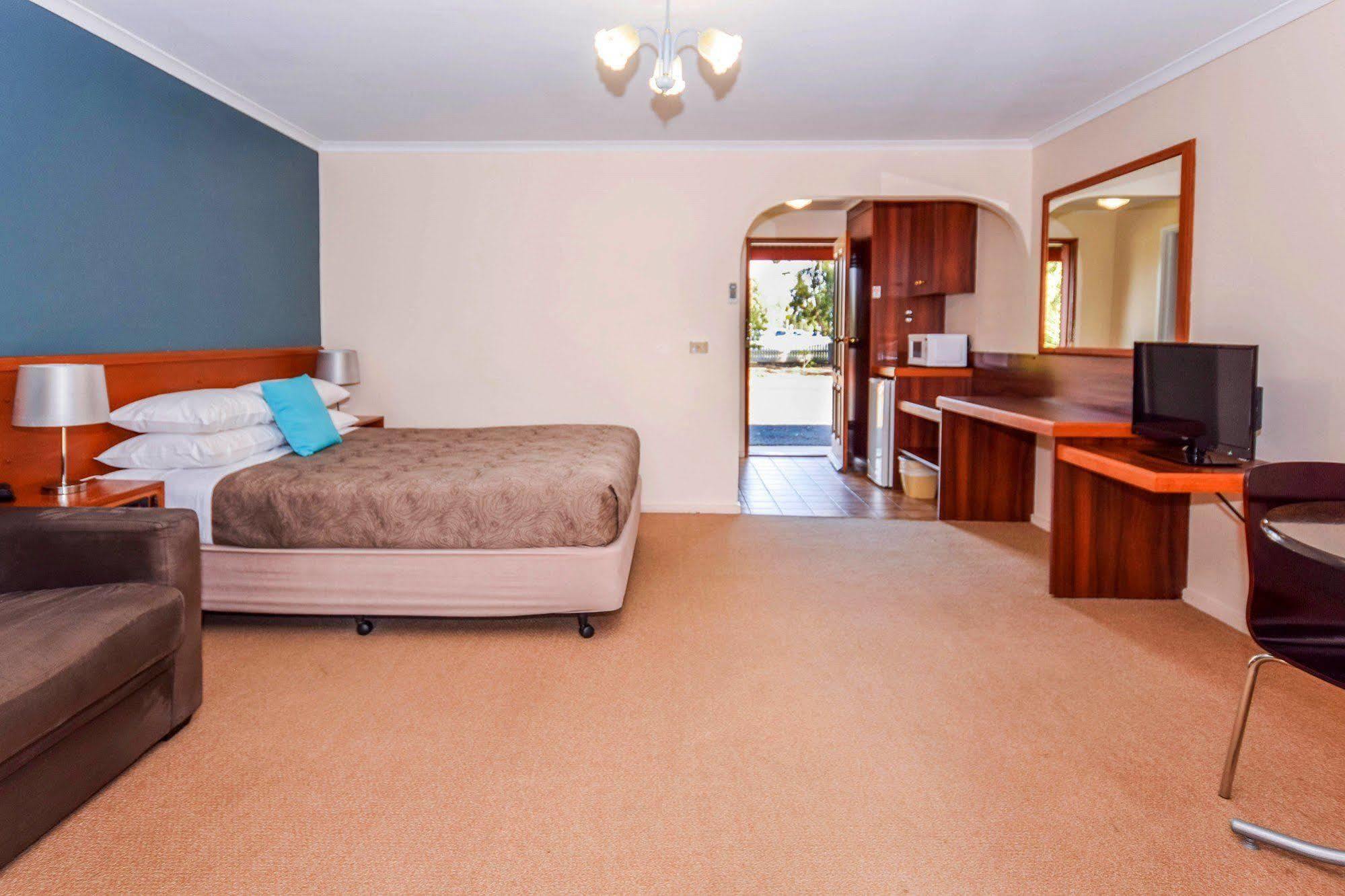 מואמה River Country Inn (Adults Only) מראה חיצוני תמונה